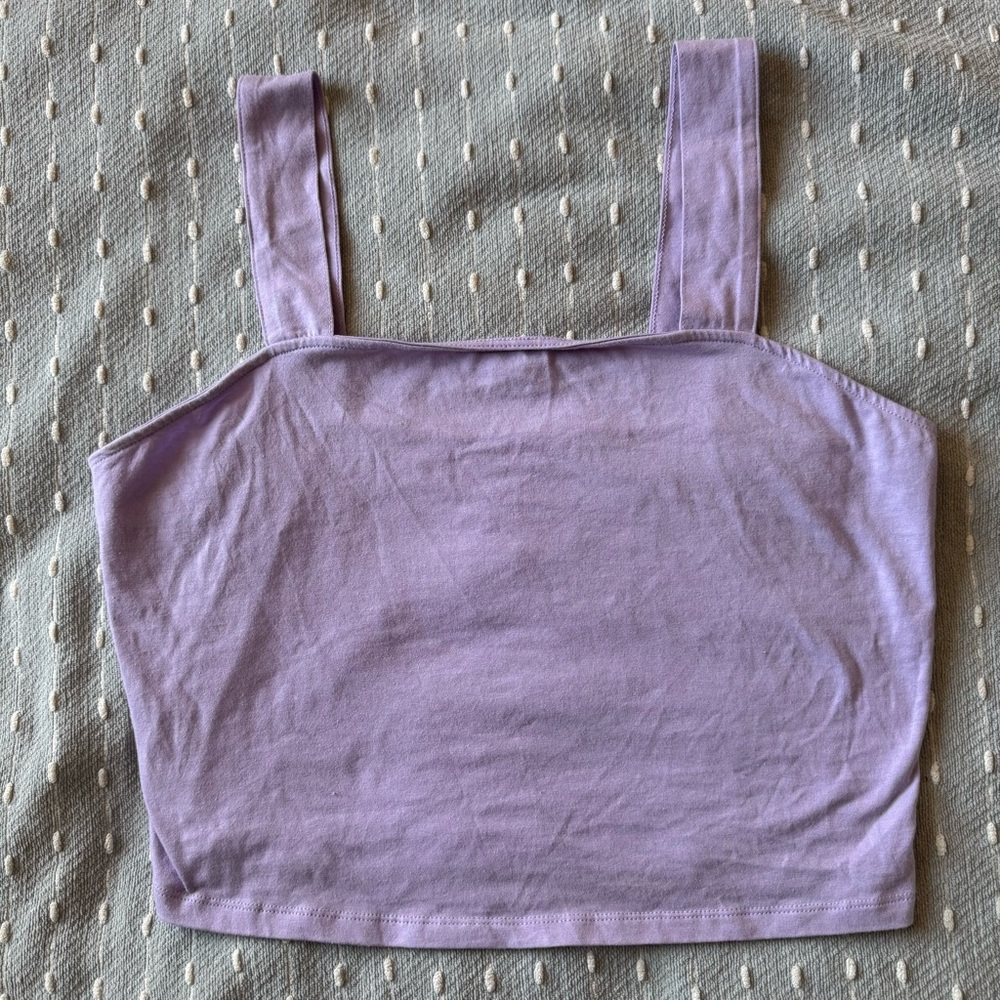 Lavender sleeveless women's cropped tank